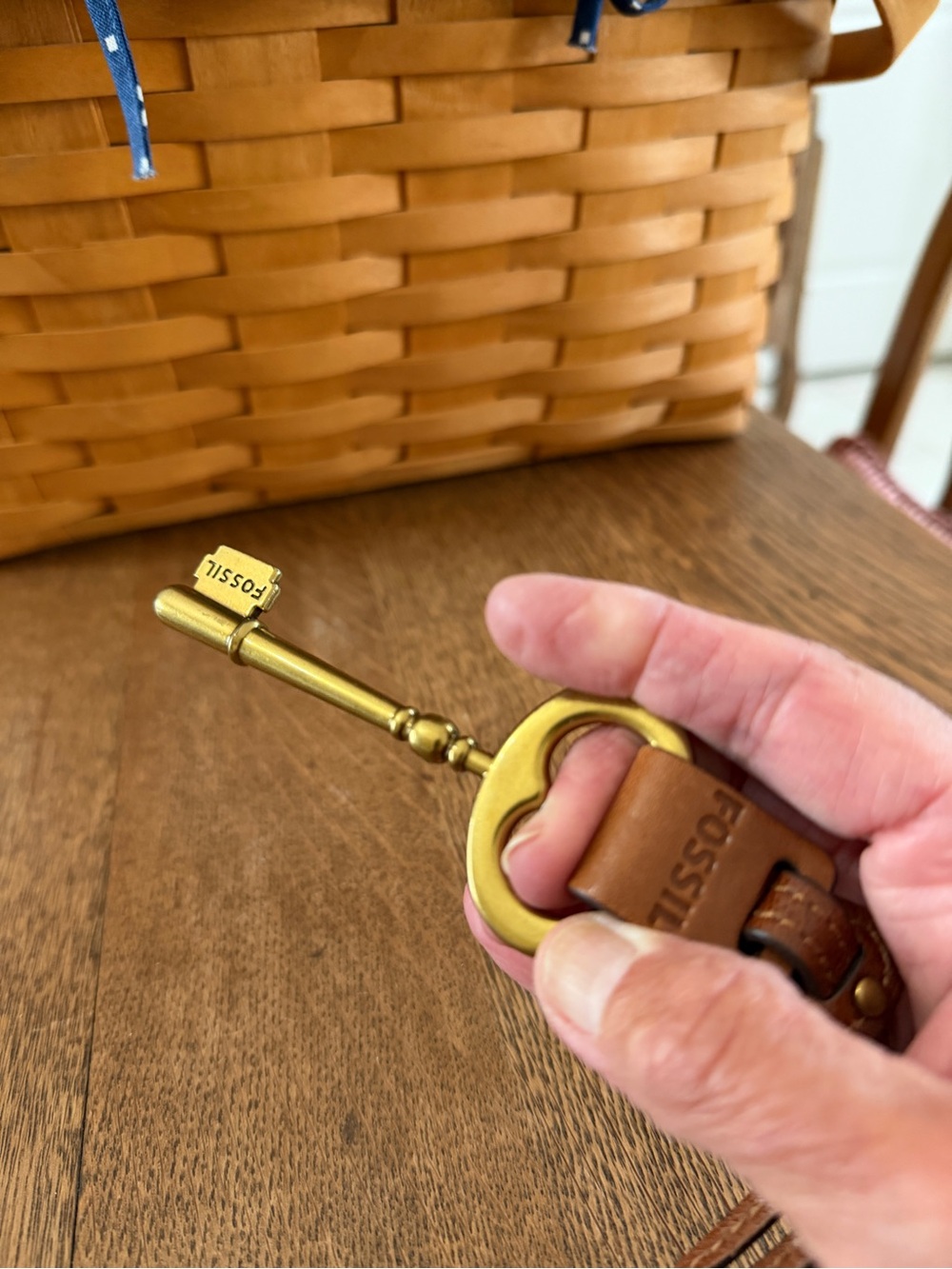 Fossil Brass Key FOB with Brown Leather Loop - Picture 4 of 4